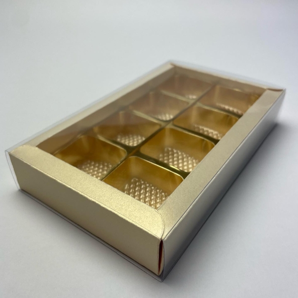 Zložljiva in lepljena embalaža za praline.